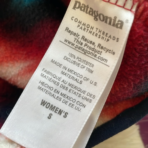 Patagonia Women’s Small Wild Desert Synchilla Fleece Pullover Red Aztec Print - Picture 5 of 8